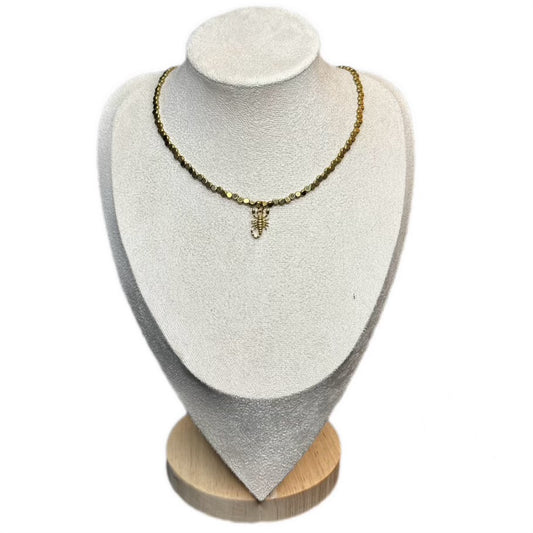 Collier Evora